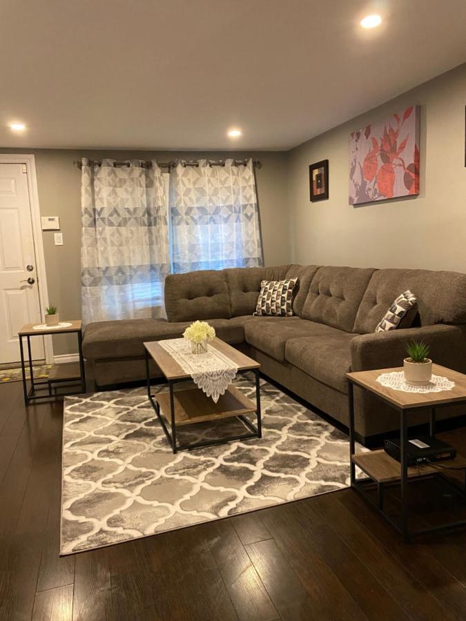Windsor Airport Room Accommodation Екстериор снимка