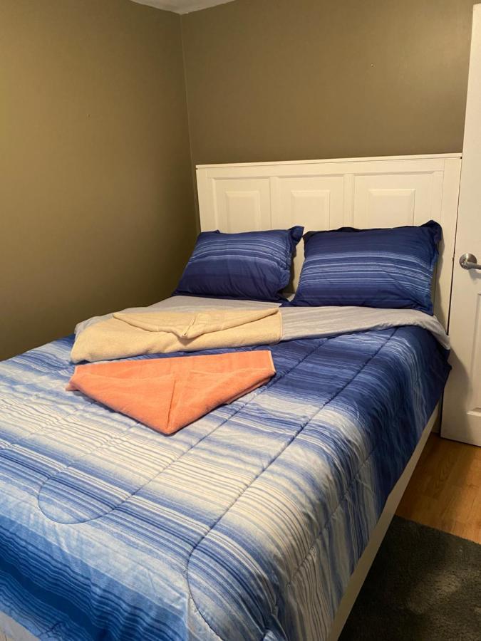 Windsor Airport Room Accommodation Екстериор снимка